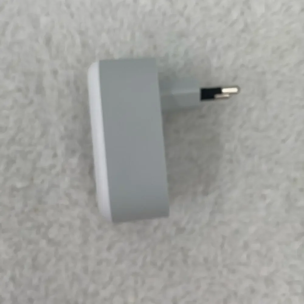Tessan Travel Plug Adapter TS-TA03USEU 1 Outlet/2 USB/1 USB-C US to Europe